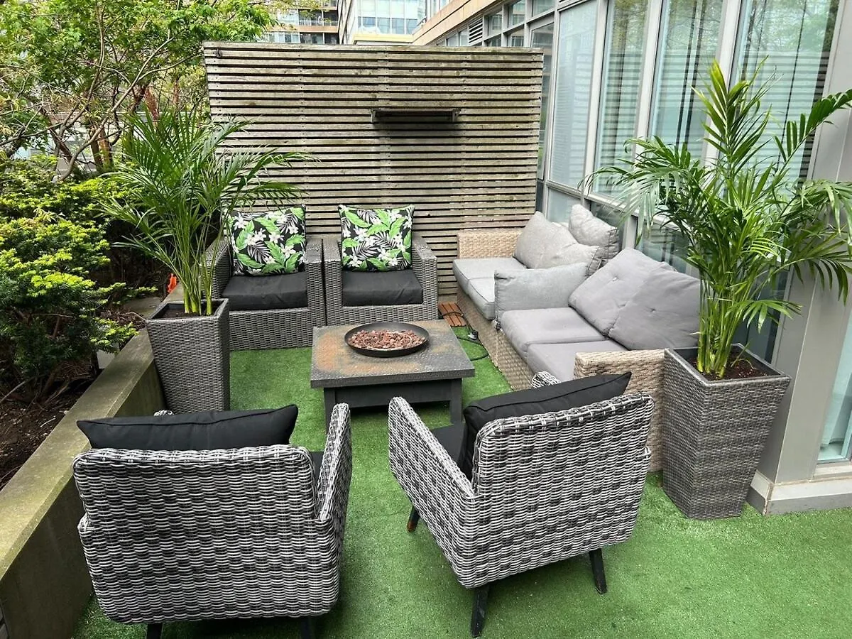 טורונטו Comfy 1Bdrm & Bunk Bed Plus Sofabed Plus Terrace & Parking 0*,