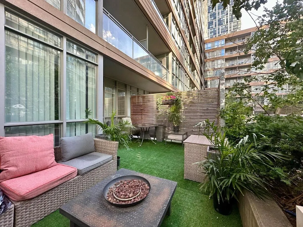 טורונטו Comfy 1Bdrm & Bunk Bed Plus Sofabed Plus Terrace & Parking